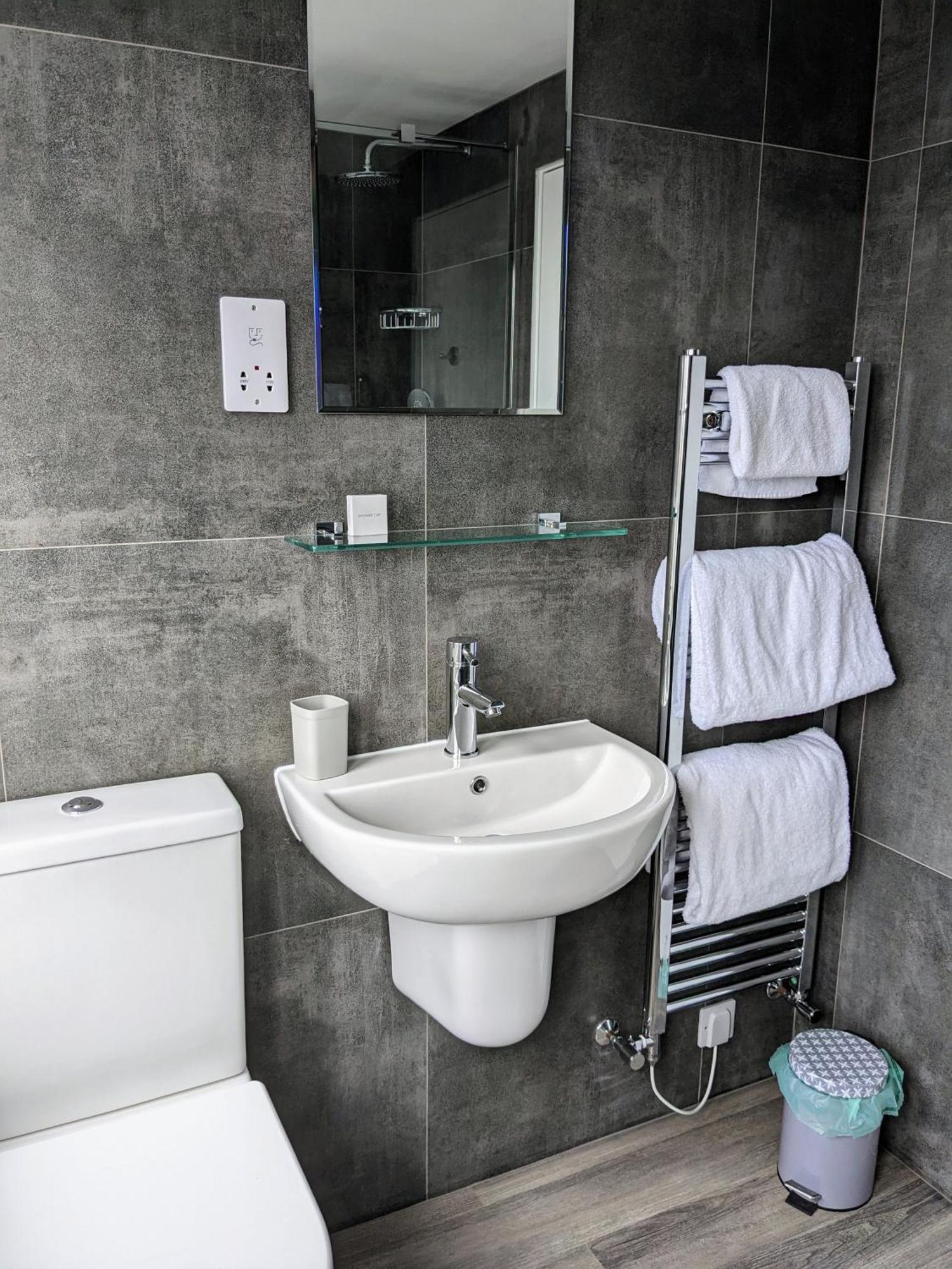 Hotel The Westcott By The Sea - Just For Adults Falmouth Habitación foto